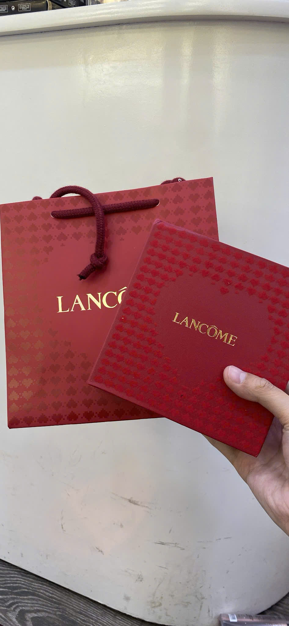 Túi giấy & Hộp quà LANCOME size lớn 32cm
