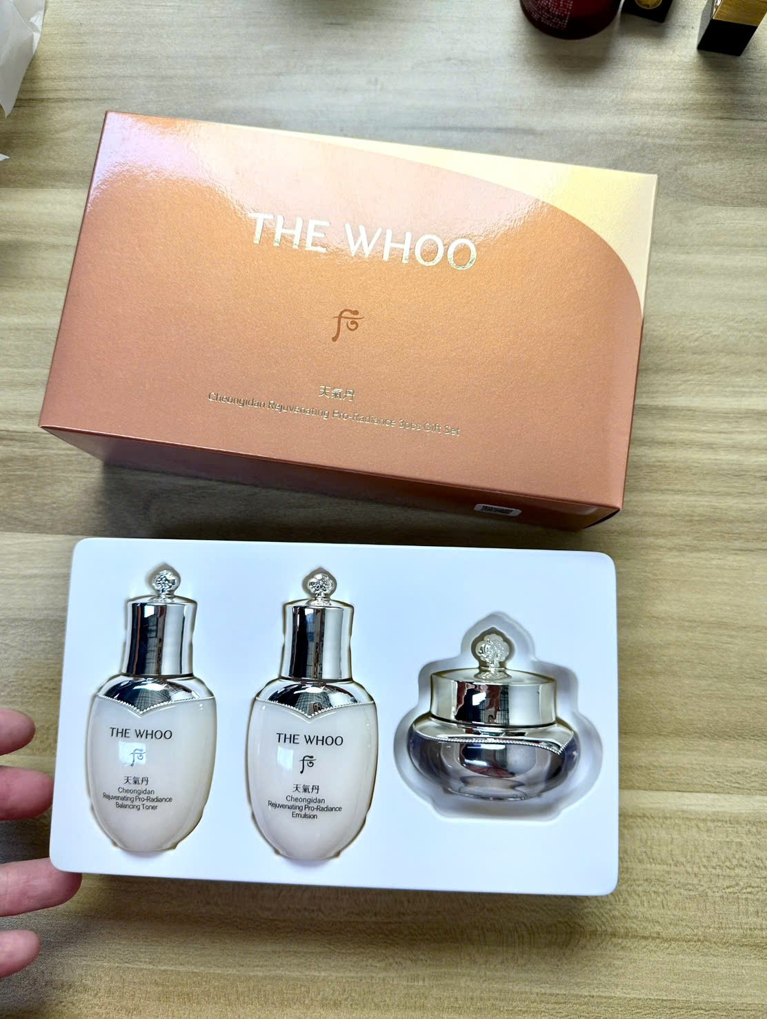 Set tái sinh da Whoo 3 món Cheongidan Radiant