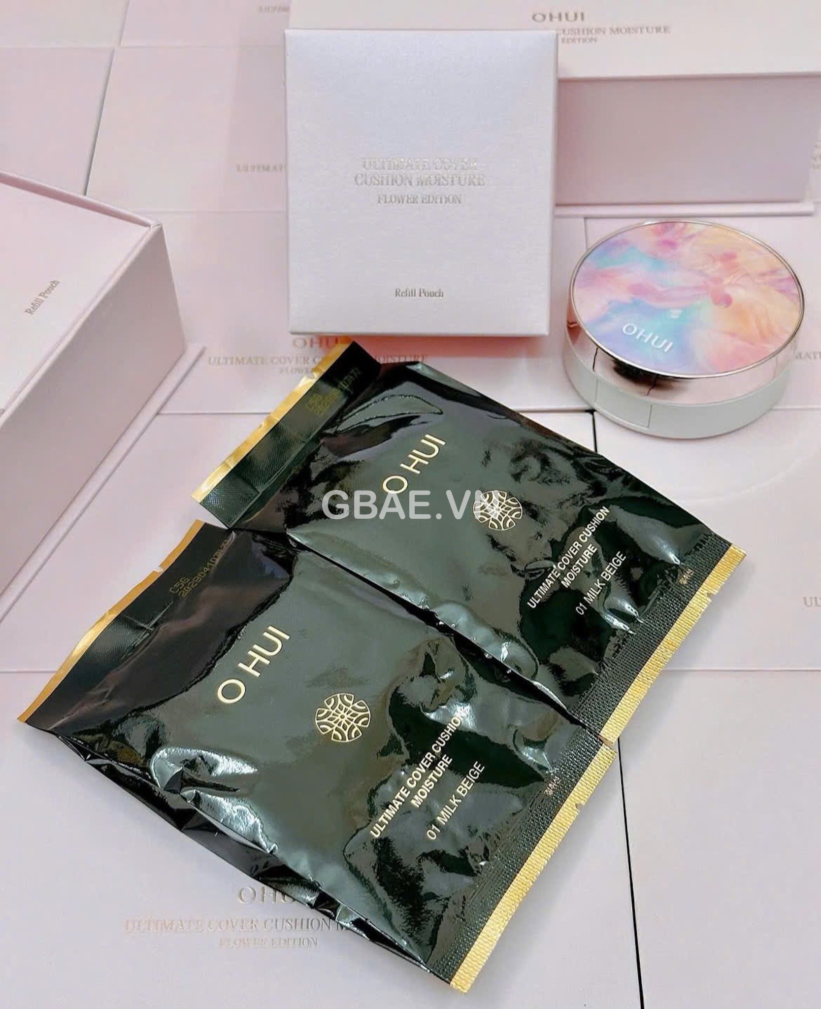 Set Cushion OHUI Phiên Bản limited hoa ( 1 case + 2 lõi )