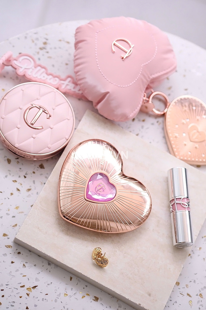 Cushion Charlotte Tilbury Pillow Talk Beautifying
