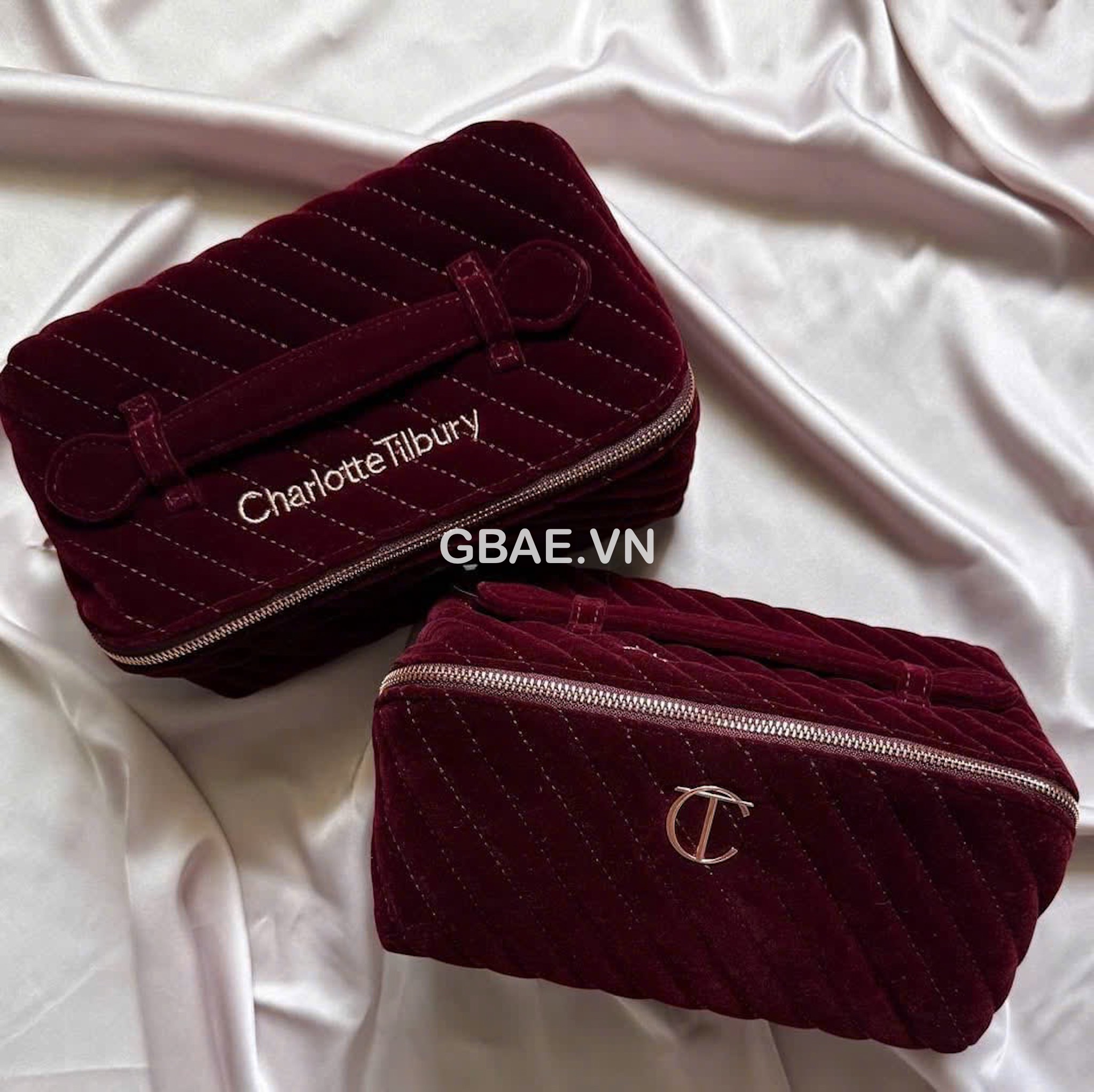 Túi đựng mỹ phẩm Charlotte Tilbury