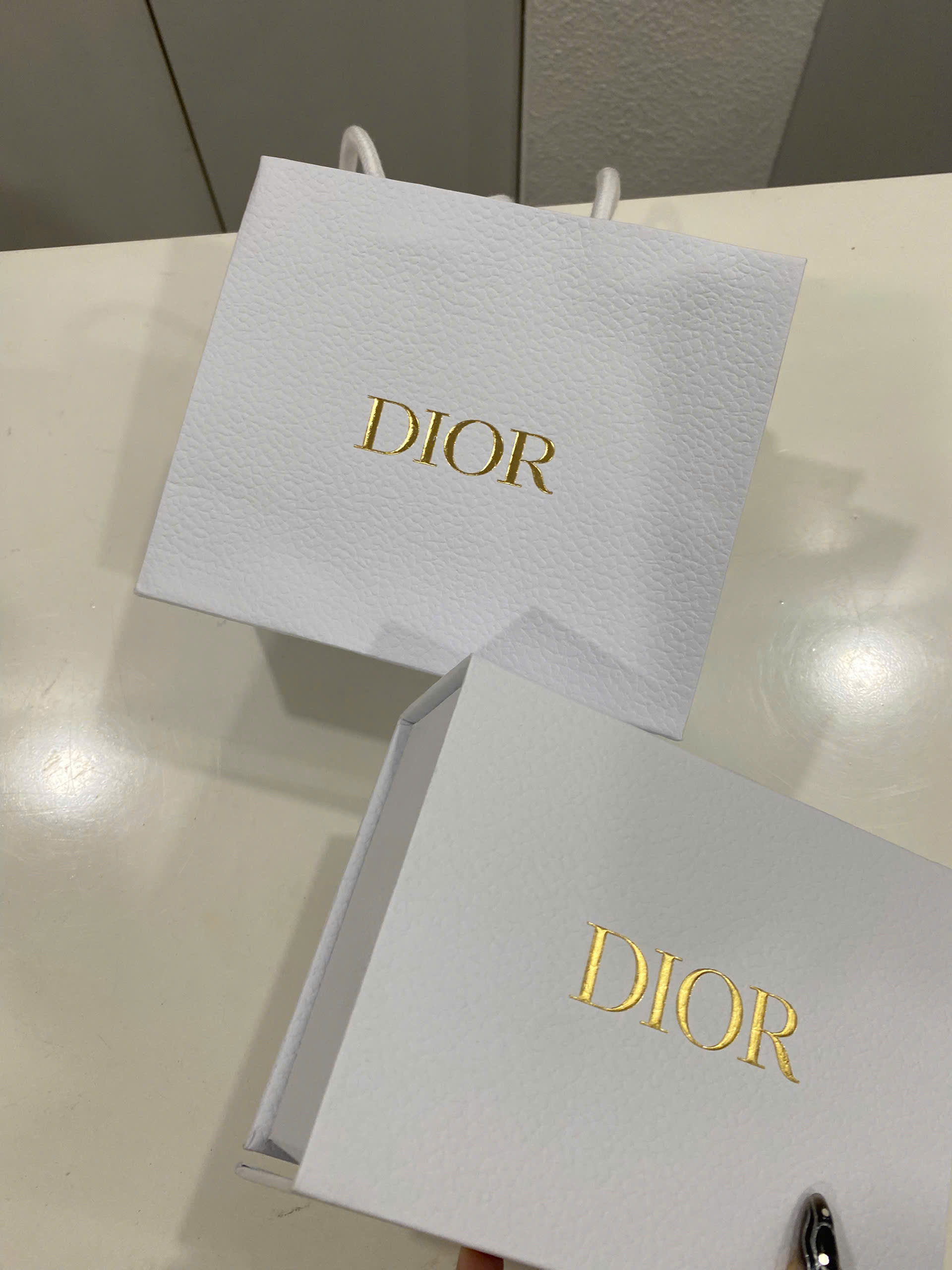 Túi, hộp, ruy băng DIOR chính hãng