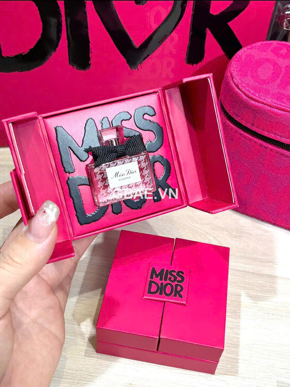 Set nước hoa mini MISS DIOR Essense Limited 2025