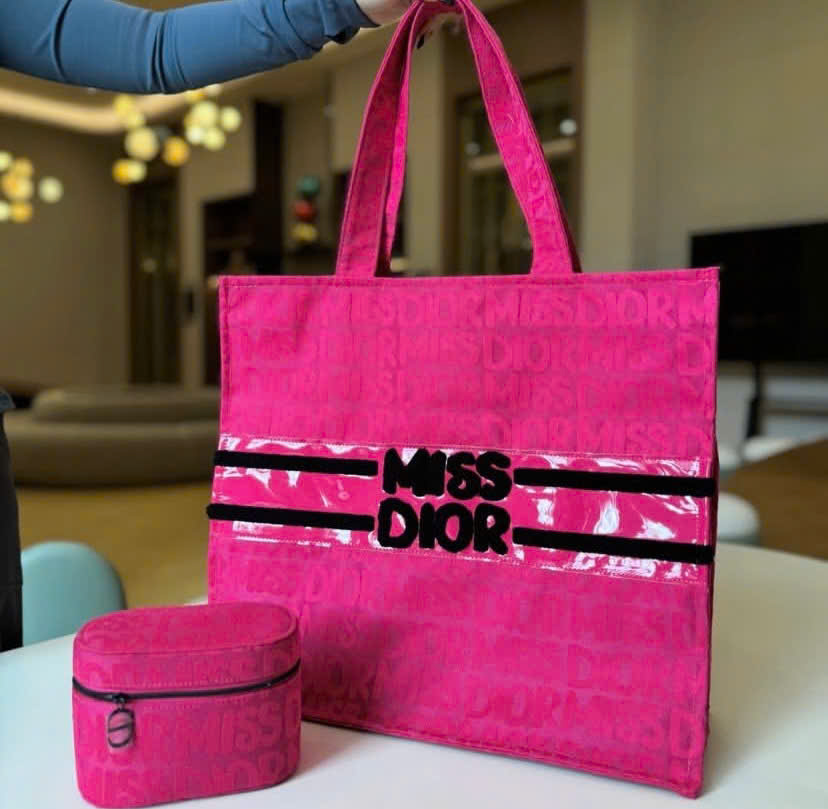 Túi Tote DIOR Lưới Gift Compliment Chính Hãng 42x35x13cm