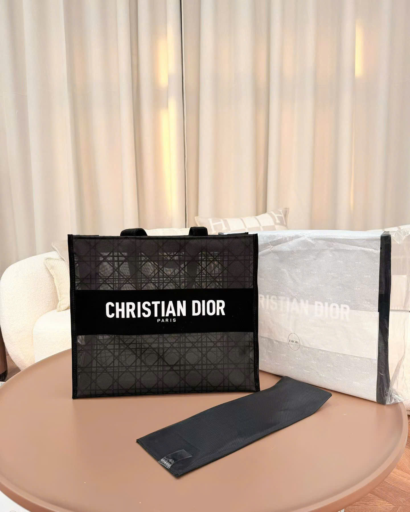 Túi Tote DIOR Lưới Gift Compliment Chính Hãng 42x35x13cm