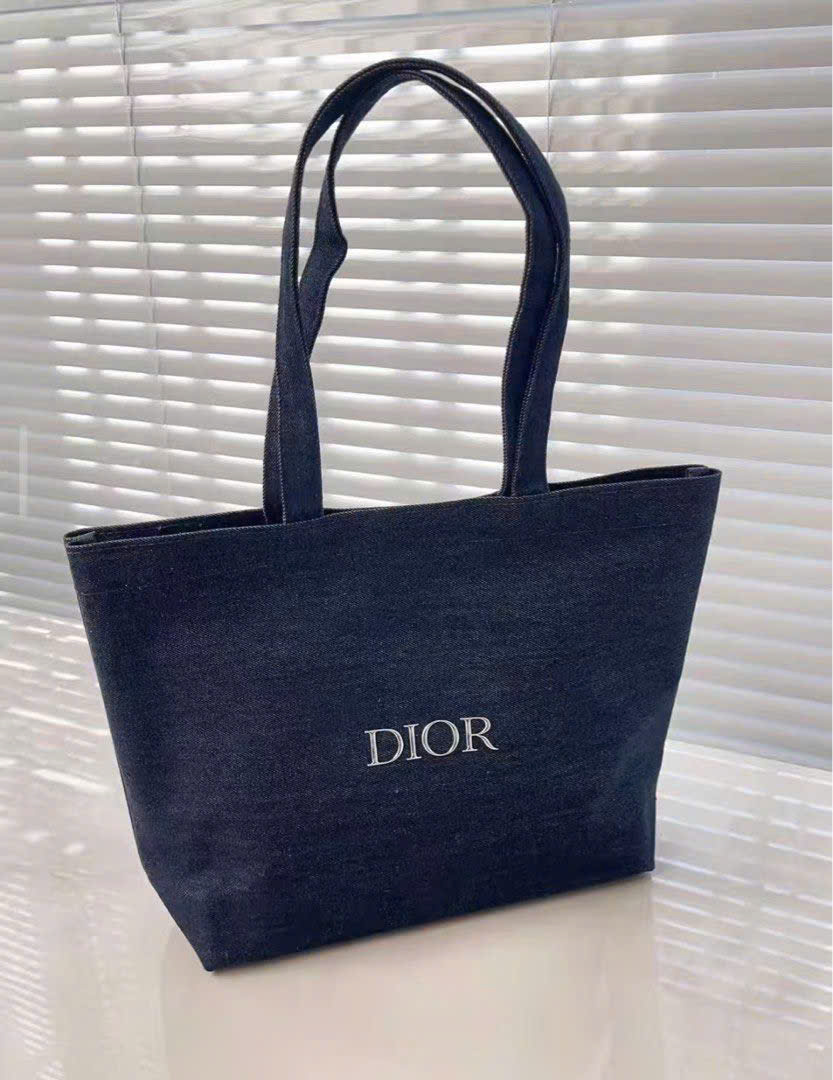 Túi cói DIOR Vip Gift Compliment Chính Hãng