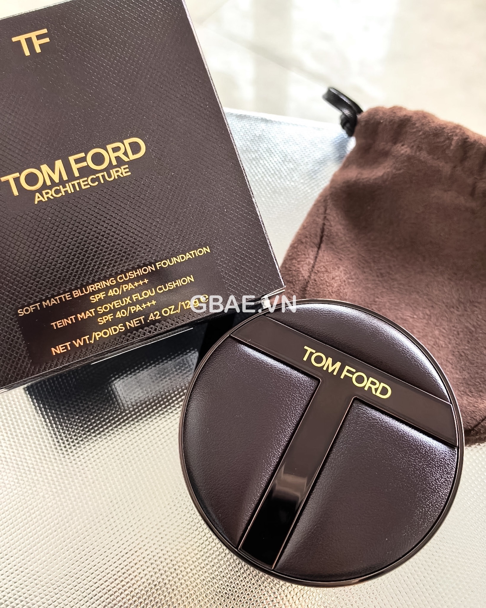 Cushion TOM FORD Architecture Soft Matte Blurring SPF 40/PA++++