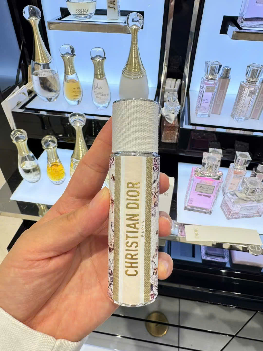 (Case Refill) Nước Hoa Miss DIOR và Sauvage Nam Bản Chai Chiết 10ml Kèm Case (Vỏ có thể chiết được khi dùng hết nước hoa)