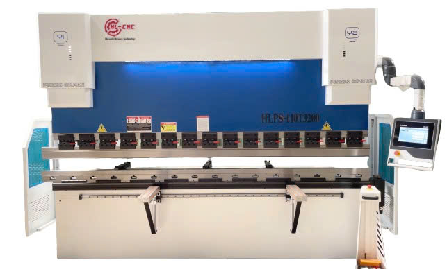 So sánh máy chấn NC và máy chấn CNC. Đâu là lựa chọn tốt?