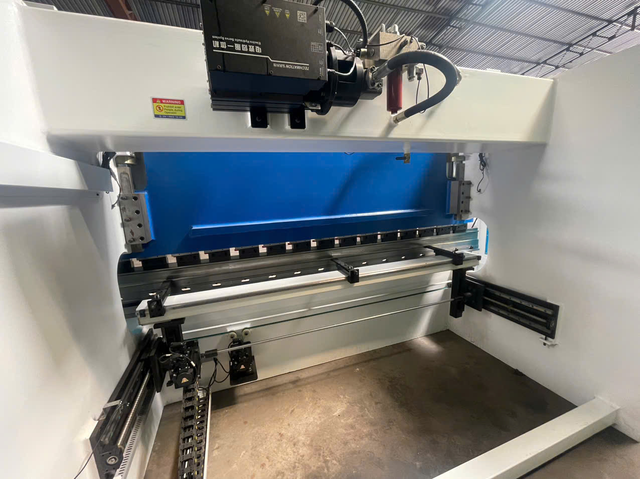 Máy Chấn CNC 110Tấn 3M2 (4N+1)