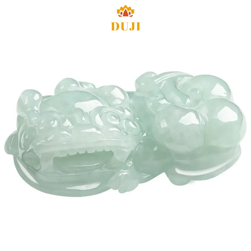 Mặt dây chuyền Pixiu ngọc bích Myanmar tự nhiên màu xanh lá cây nhạt