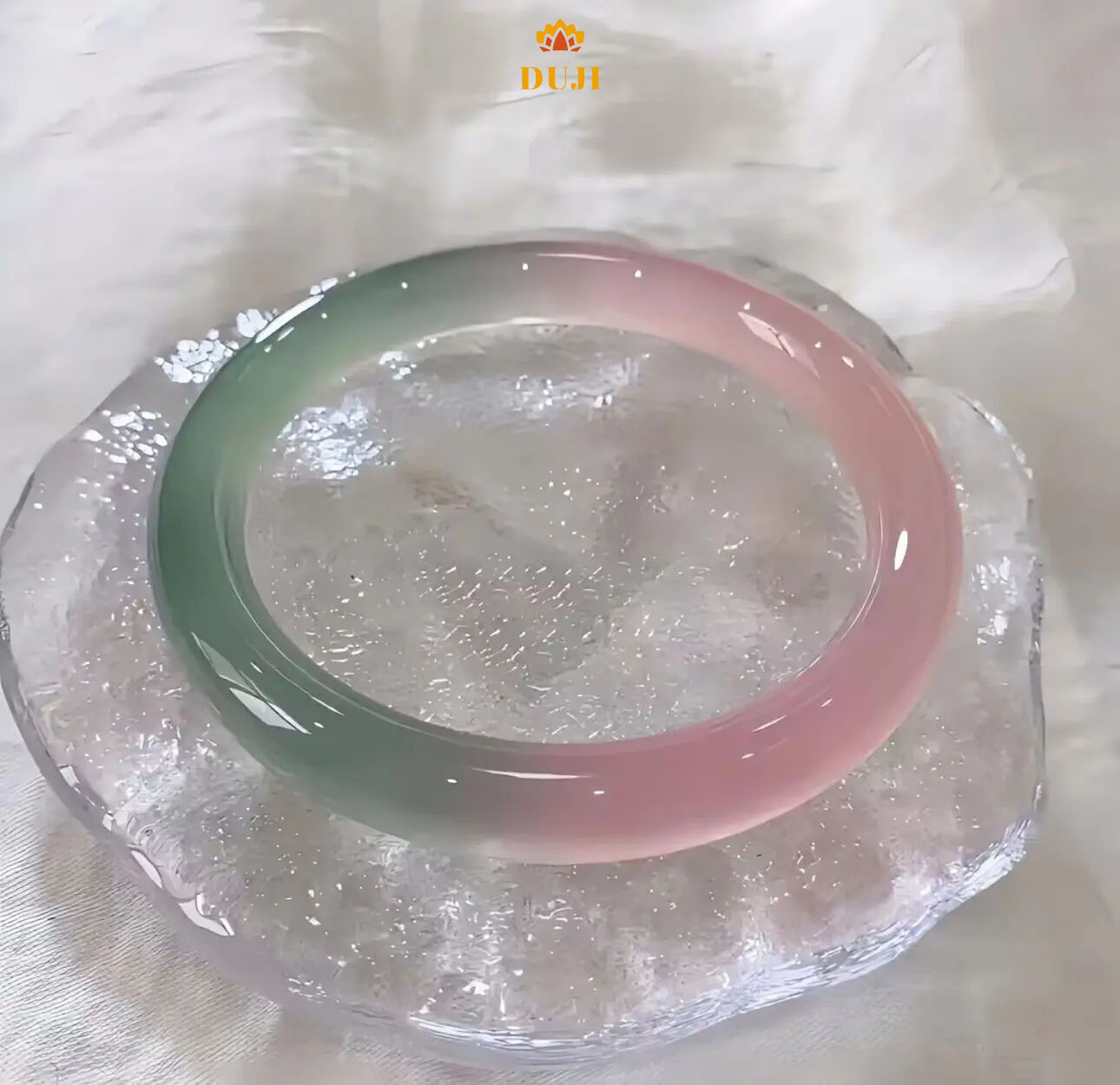 Vòng tay đá mã não tự nhiên ánh hồng xanh