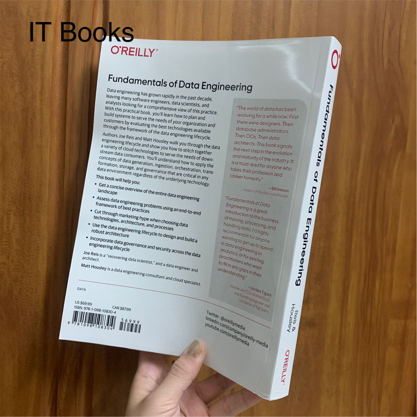 Fundamentals of Data Engineering