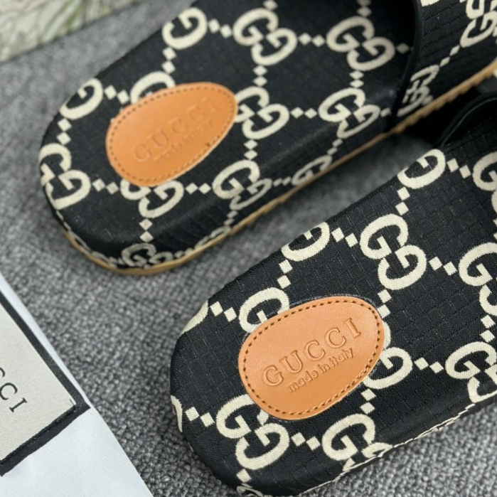 Dép Lê quai ngang GC họa tiết monogram logo nam nữ Mới 2024 Cập Bến,Dép Lê Huấn Hoa Hồng họa tiết gc