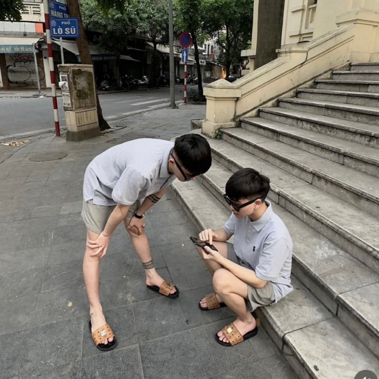 [ Ocean Park Luxury ] Dép quai ngang nam nữ MCM vàng Hoạ Tiết Tag Logo Vuông hàng QC loại 1,Dép MCM Wmms Slides Monogram