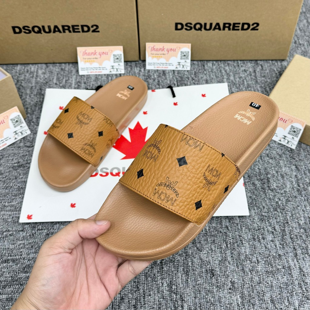 Dép quai ngang nam nữ MCM vàng Hoạ Tiết Tag Logo hàng QC loại 1,Dép MCM Wmms Slides Monogram