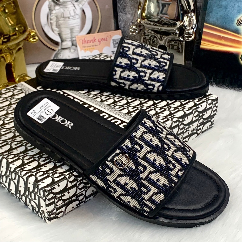 Dép quai ngang Dior Vải Canvas Thêu Họa Tiết ,Dép thời trang nam 2024 siêu Nhẹ,Dép thời trang nam nữ quai ngang mẫu mới