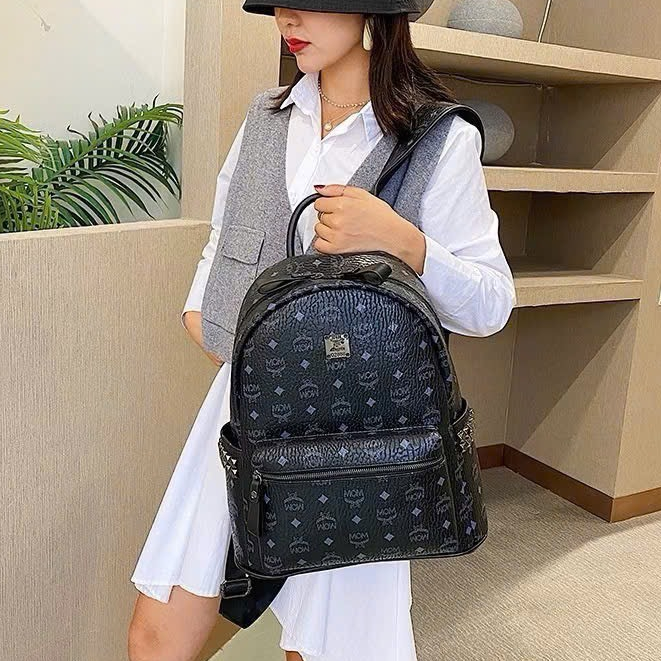 Balo MCM CAM ĐEN cao cấp - Chất liệu da phối vải - Fom dáng cực đẹp - Size 45 cực bự - Dành cho ae đi học và Du lịch