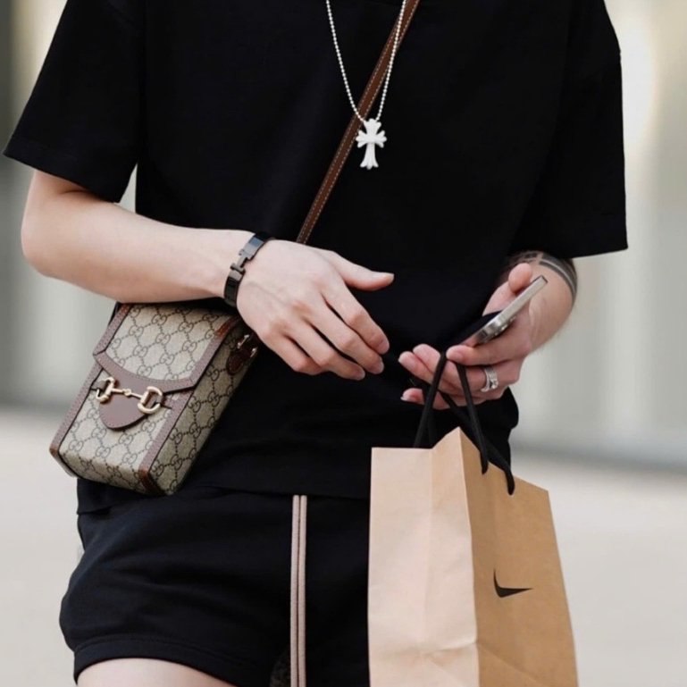 Túi xách DA nữ đeo chéo Túi đeo chéo da nam nữ mini bag GG nâu hoạ tiết chữ chéo monogram móc xích khoá nam châm