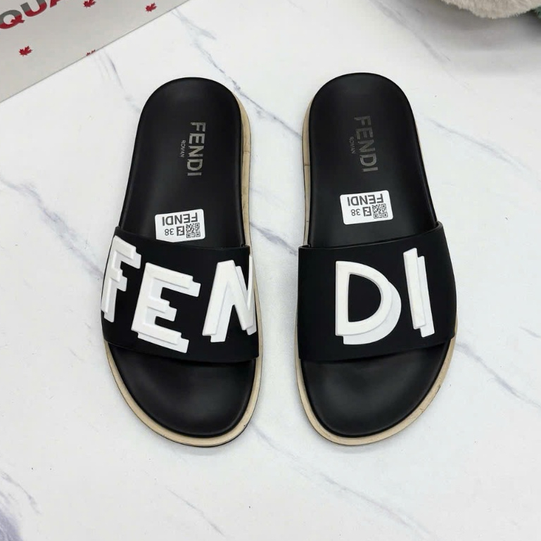 Dép nam thời trang phong cách Fendi - Quai ngang nổi bật chữ đỏ vàng đủ màu cá tính