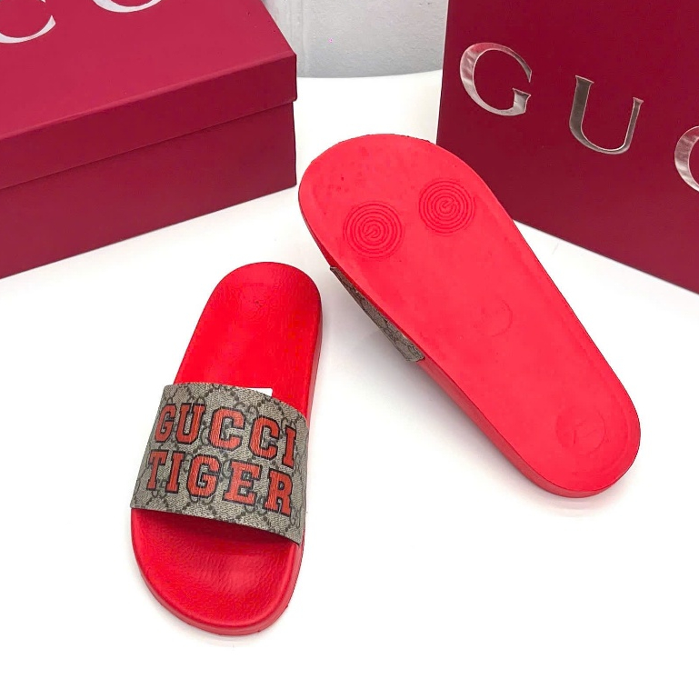 Dép lê GC đỏ nam nữ, dép quai ngang GC thiết kế sang trọng đế cao su non cực chất