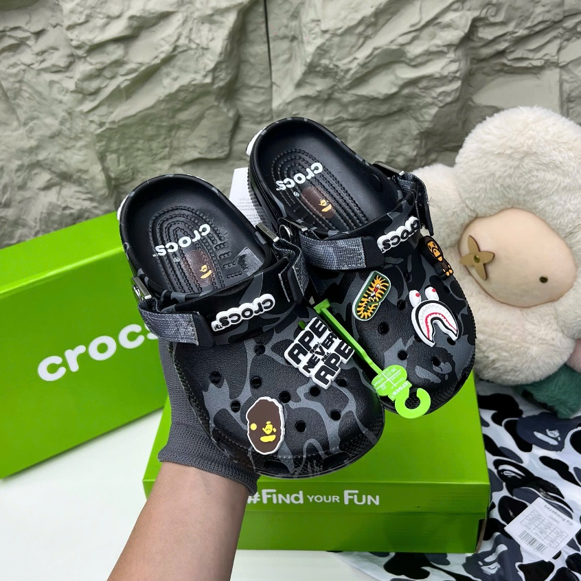 [ Tặng Hộp Chống Sốc ] Dép sục Cờ Rốc đen Bape hoạ tiết viền kính mắt [full box]