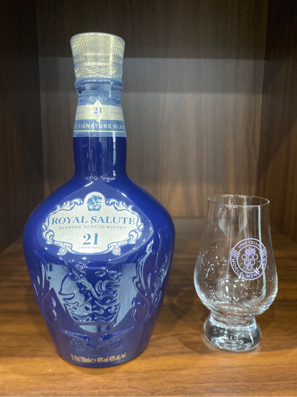 Rượu Chivas Royal Salute 21y