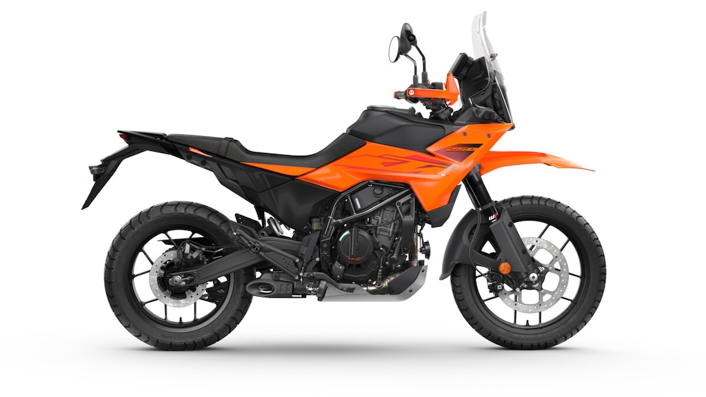 Đã có 390 Adventure X, KTM còn tung ra