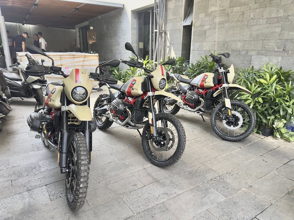 Lô scrambler BMW R 12 G/S đầu tiên về Việt Nam, những người tiên phong dự tính phải trả tiền gần gấp đôi giá chính hãng sau này
