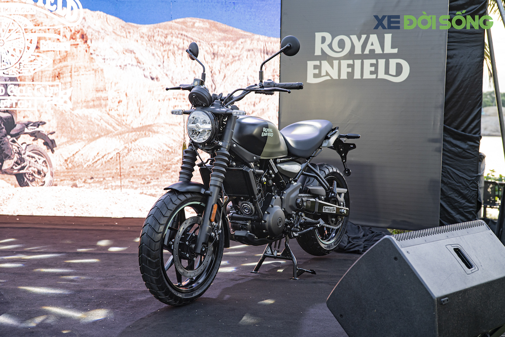 Mô tô roadster Royal Enfield Guerrilla 450 