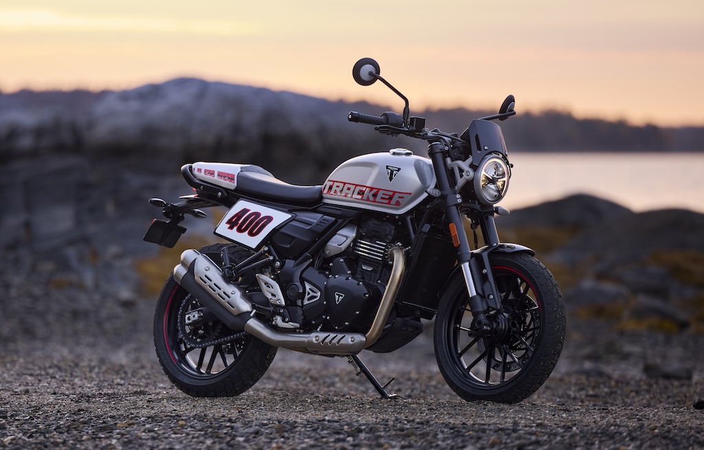 Triumph lấy nền tảng mô tô 400 giá rẻ làm xe dáng tracker đầu tiên