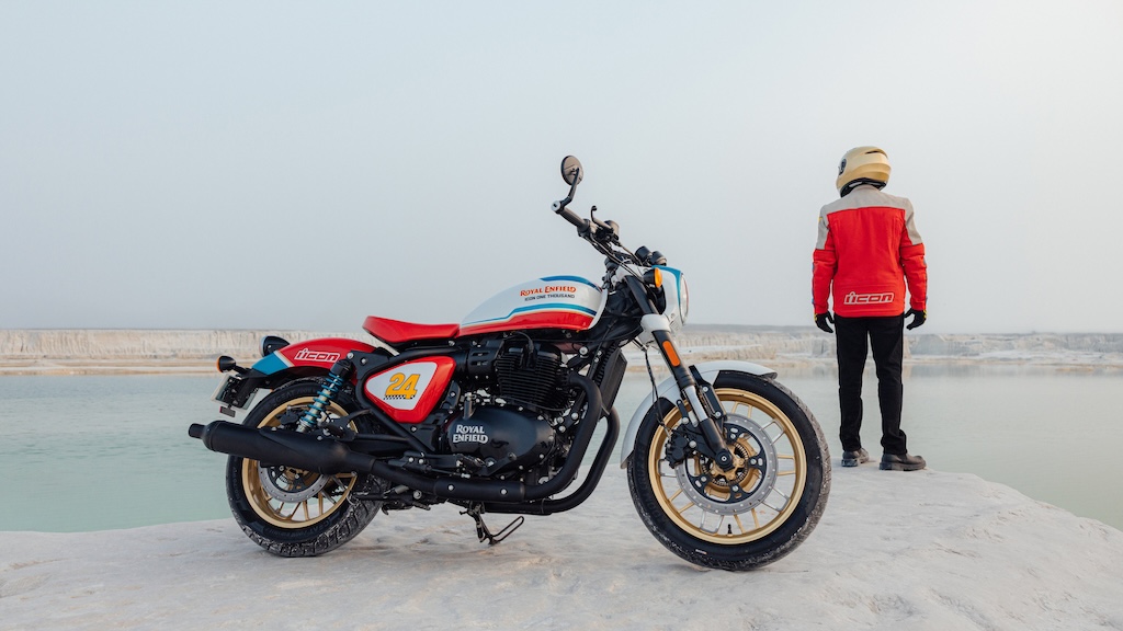 Mô tô hoài cổ nhưng trang trí loè loẹt, điều gì khiến bản đặc biệt này của Royal Enfield Shotgun 650 khiến dân chơi tranh nhau mua?