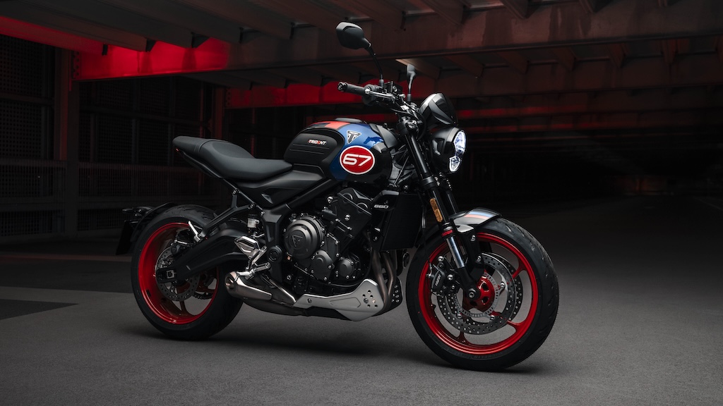 Triumph đem bản đặc biệt Triple Tribute trở lại cho dòng naked bike Trident 660