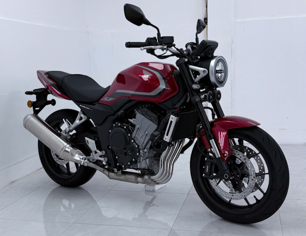 Naked bike “4 máy hú” Honda CB500SF cập bến Việt Nam: giá còn mềm hơn CB400SF huyền thoại nhưng vẫn vượt cả CB650R chính hãng