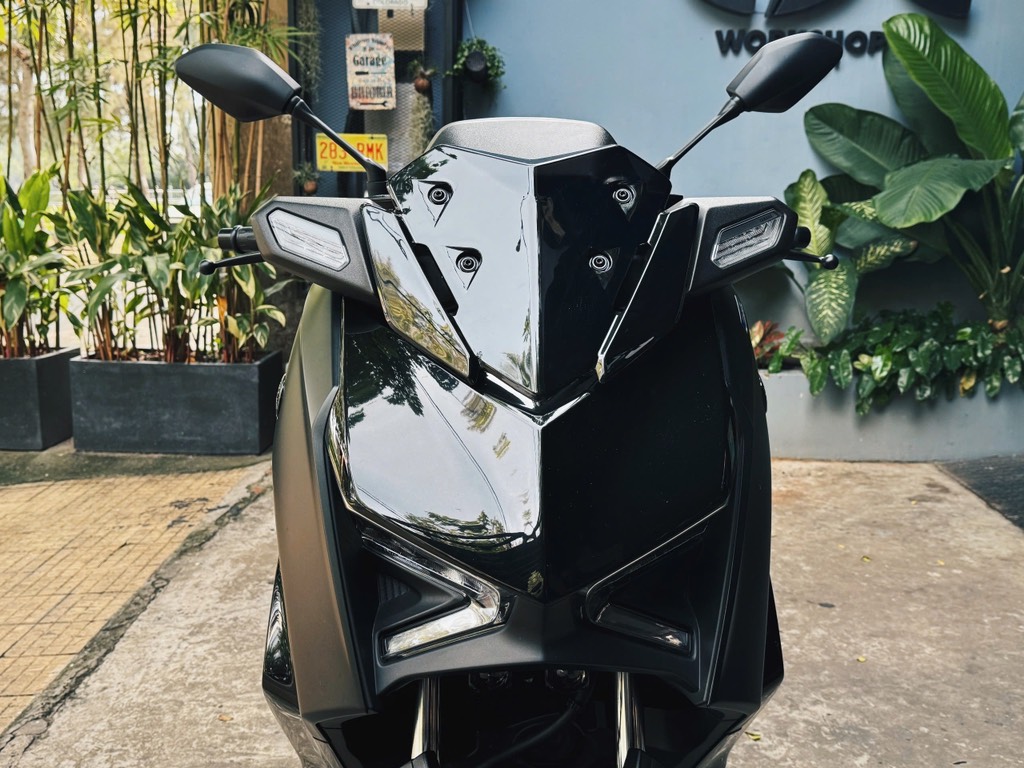 YAMAHA XMAX 300 - ODO 9000km chủ đi kĩ , chăm xe thường xuyên