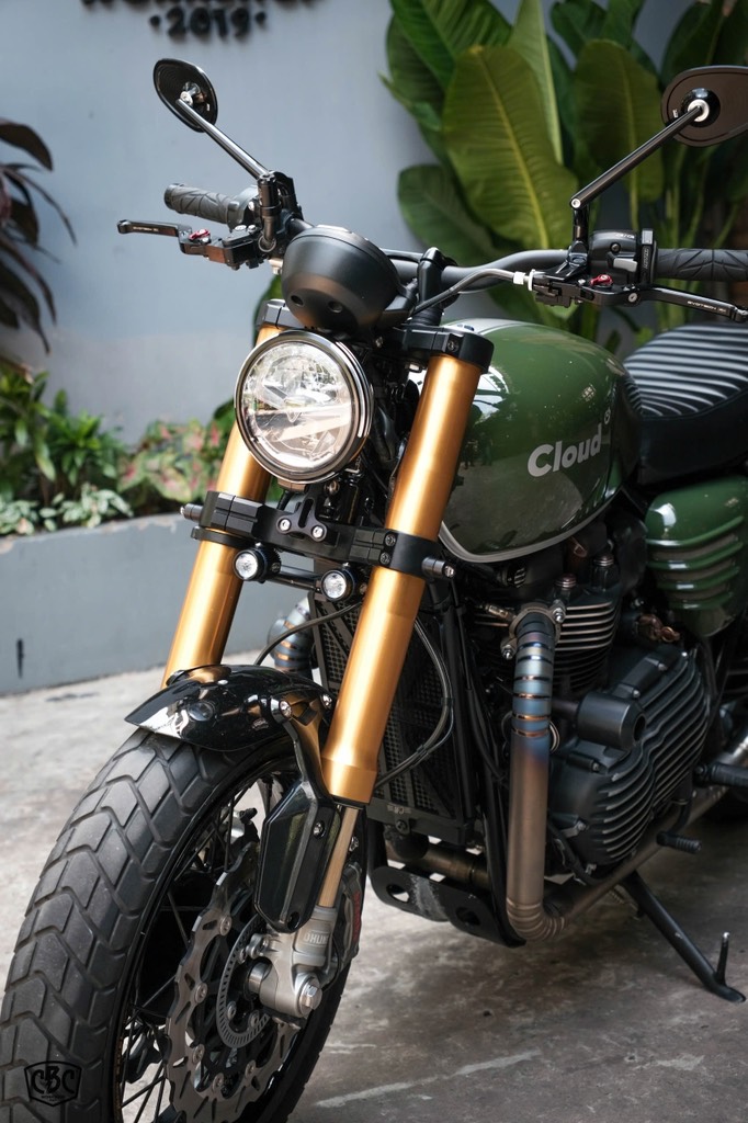 TRIUMPH STREET TWIN 2021 - ODO 6000km