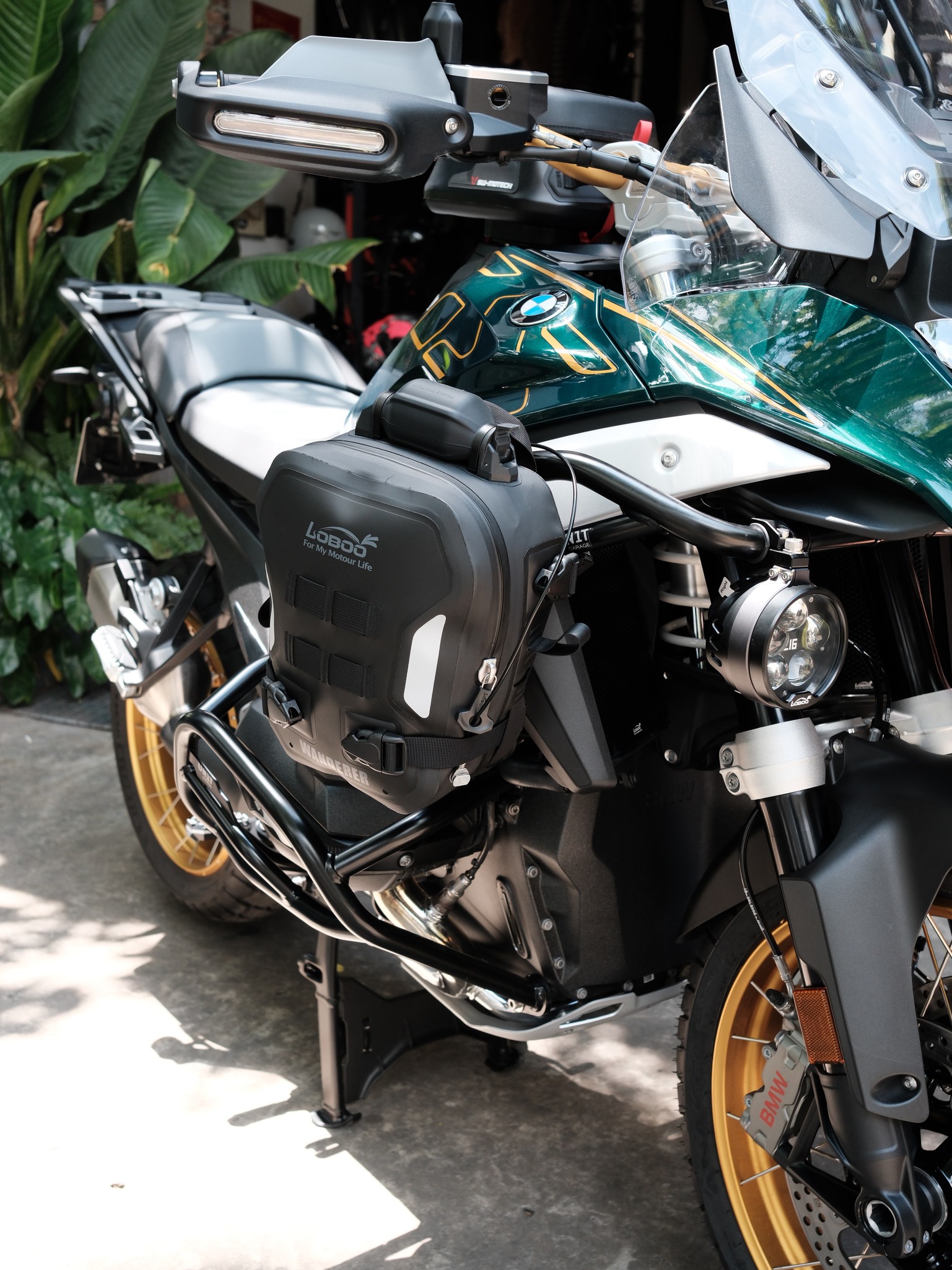 Cặp đèn trợ sáng Loboo L16 - 602KG