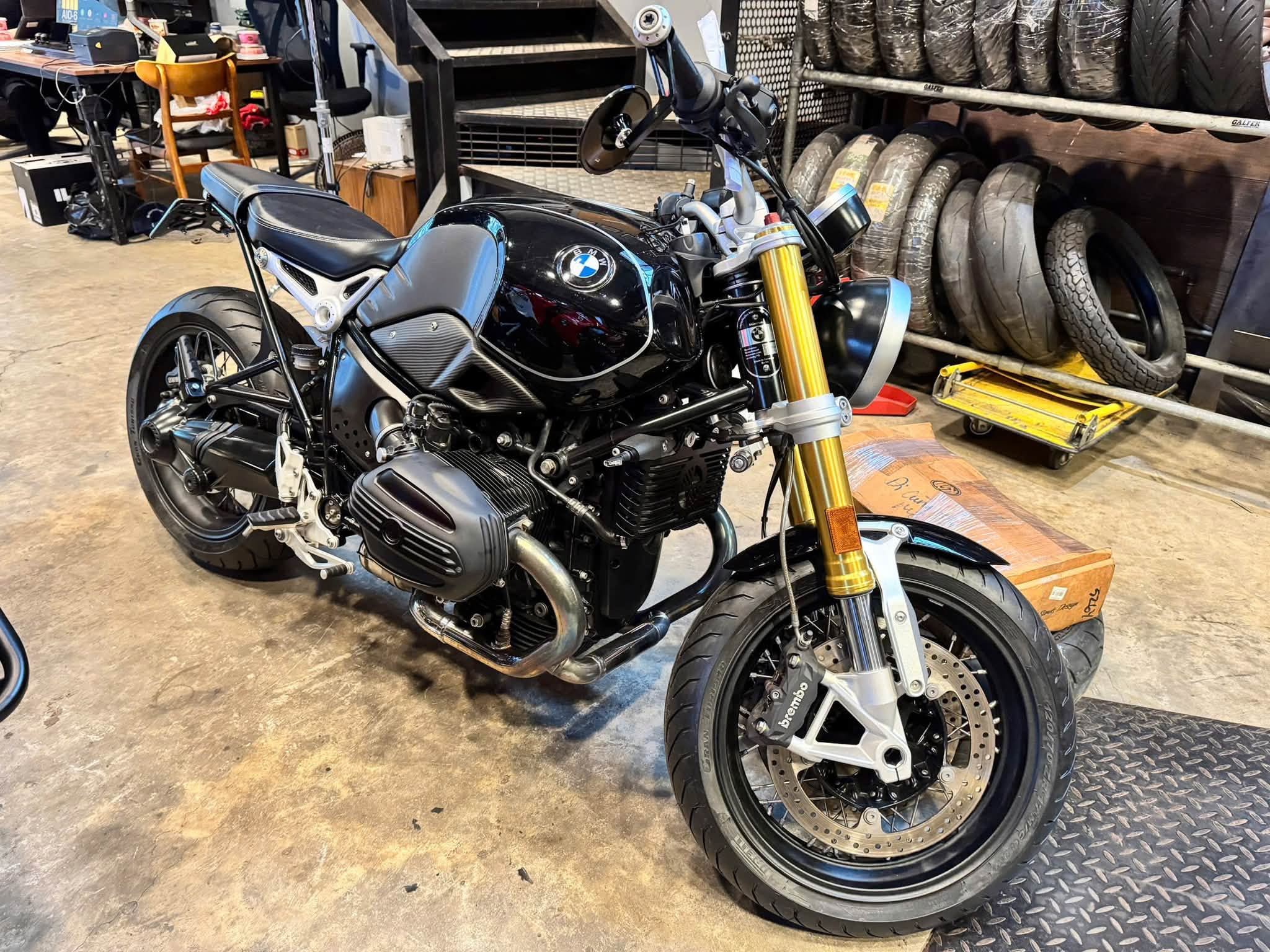 Ốp máy Roland sands design cho R9t ga dây - 667KG