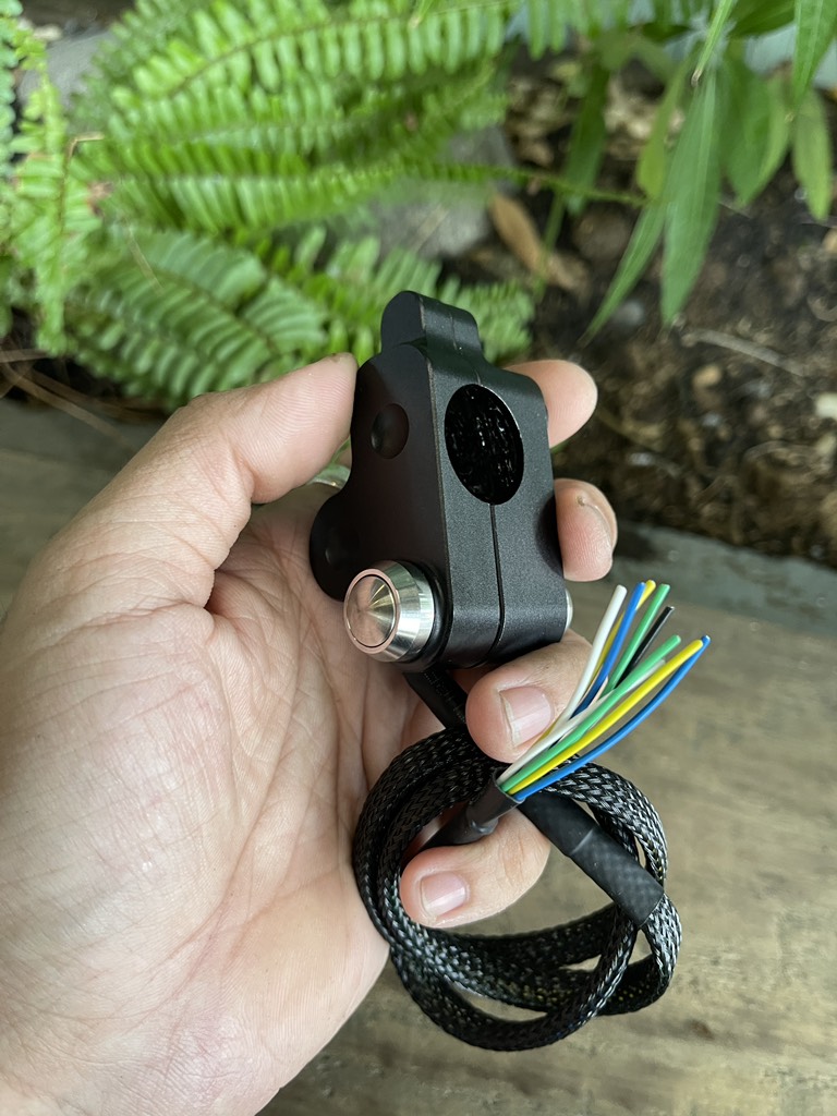 Cùm công tắc trái - phải cnc 22mm tình trạng 95% như mới