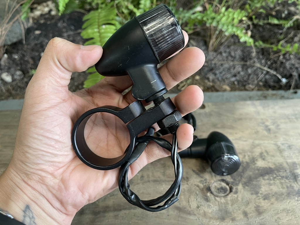 Đèn Signal DAYTONA tình trạng 80%