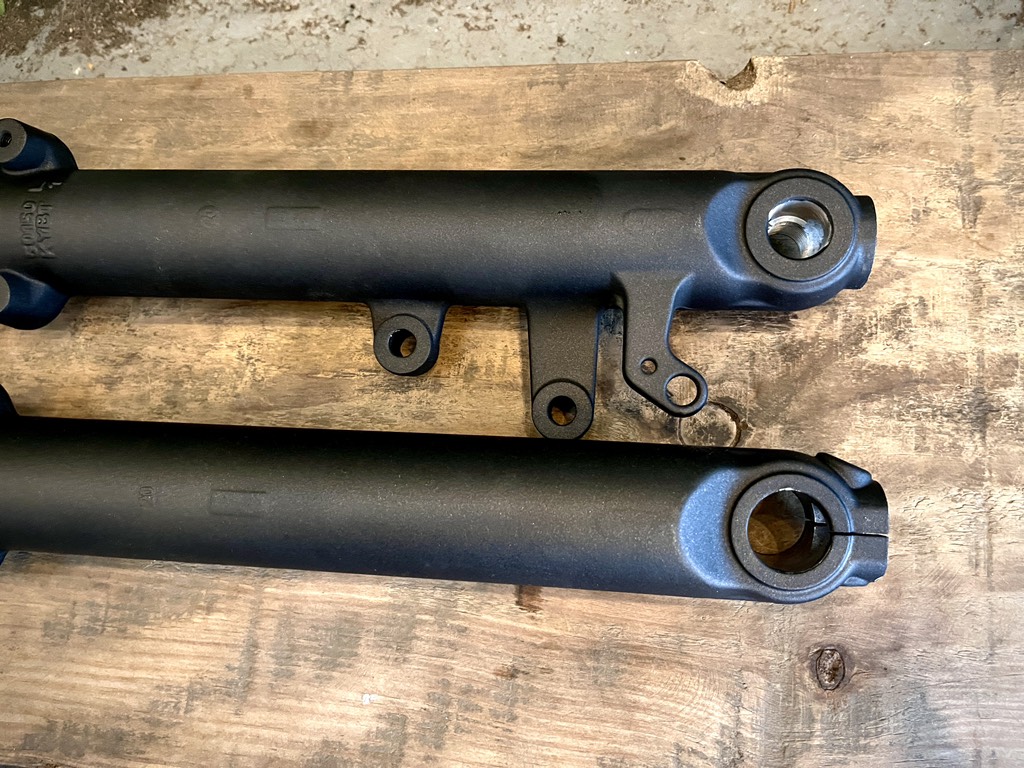 Combo phuộc & heo dầu BREMBO - TRIUMPH SPEED TWIN 900