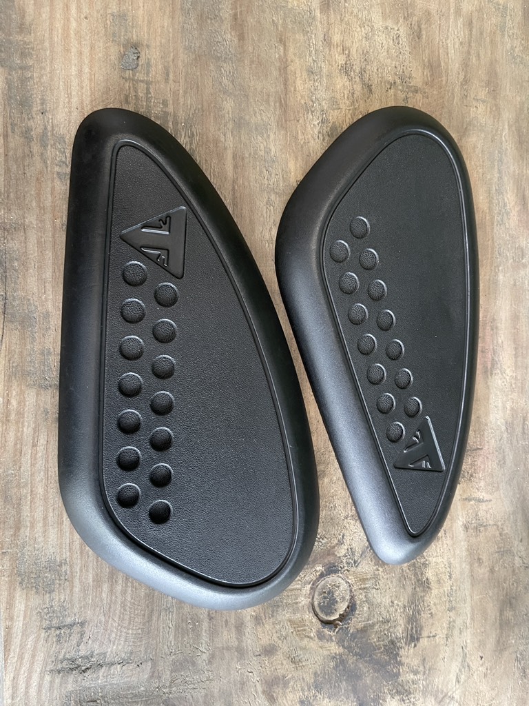 Cao su chống trượt đồ chơi chính hãng TRIUMPH 77