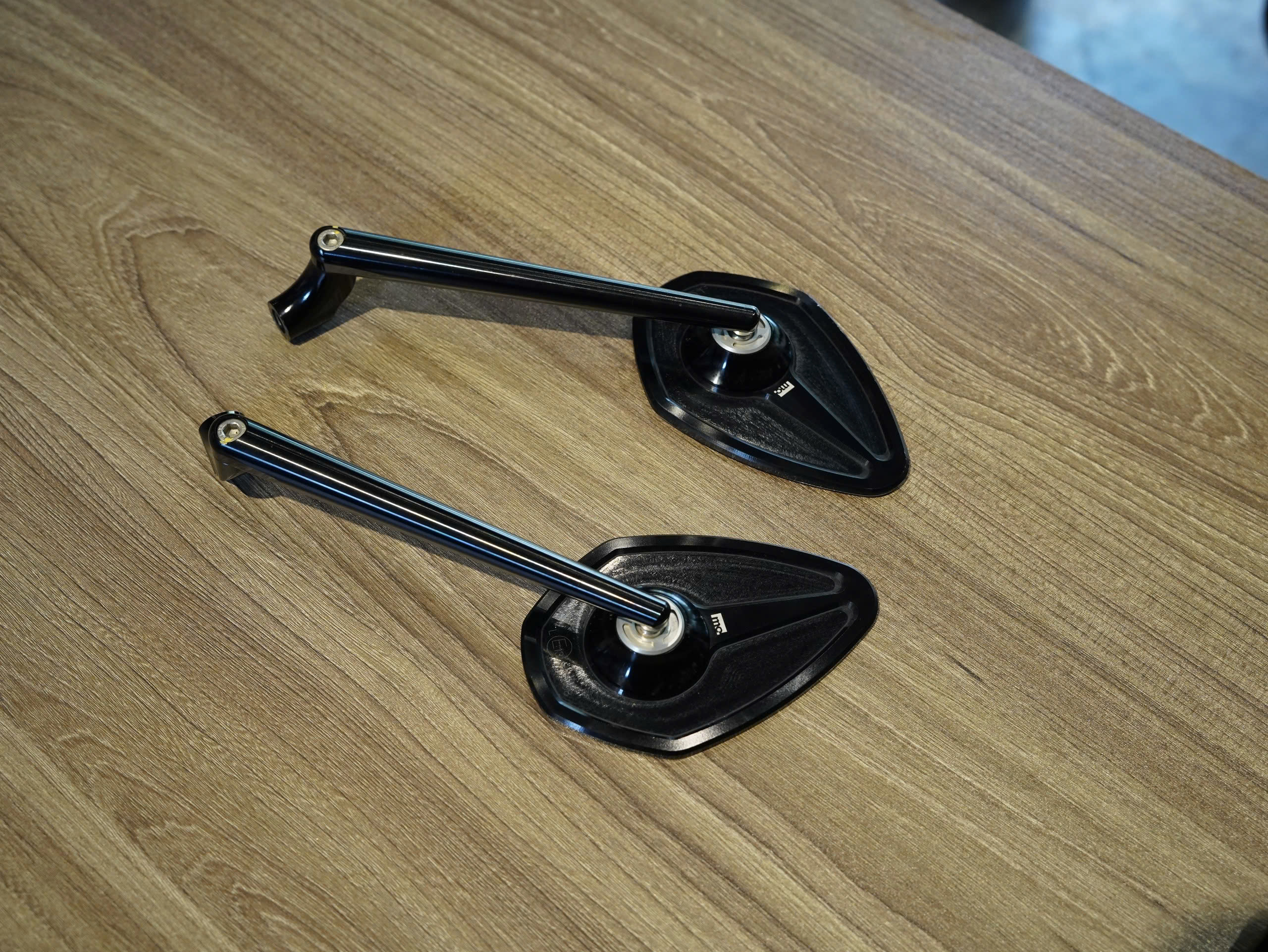 Gương Motogadget (1 cặp) - 129