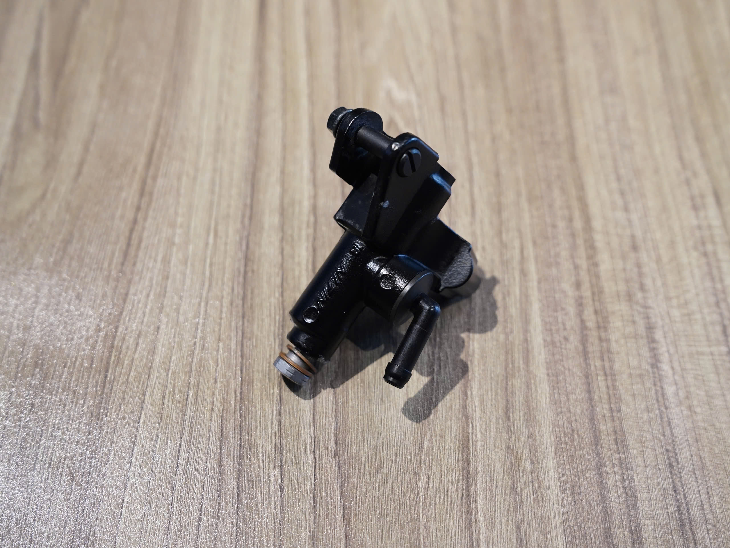 Cùm thắng Nissin đen (không tay) - 171