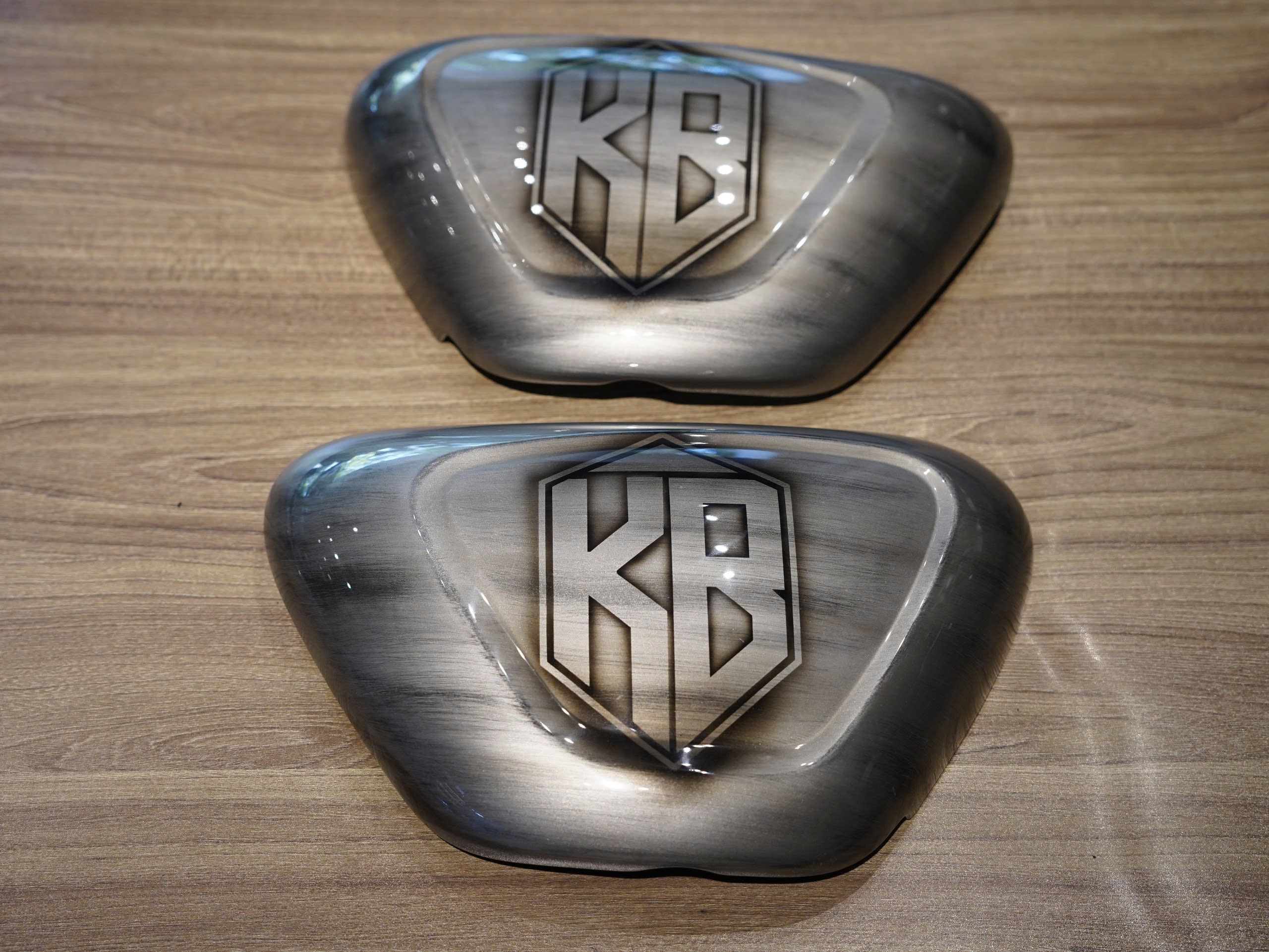 Cặp cốp hông Triumph Street Twin xám - 174