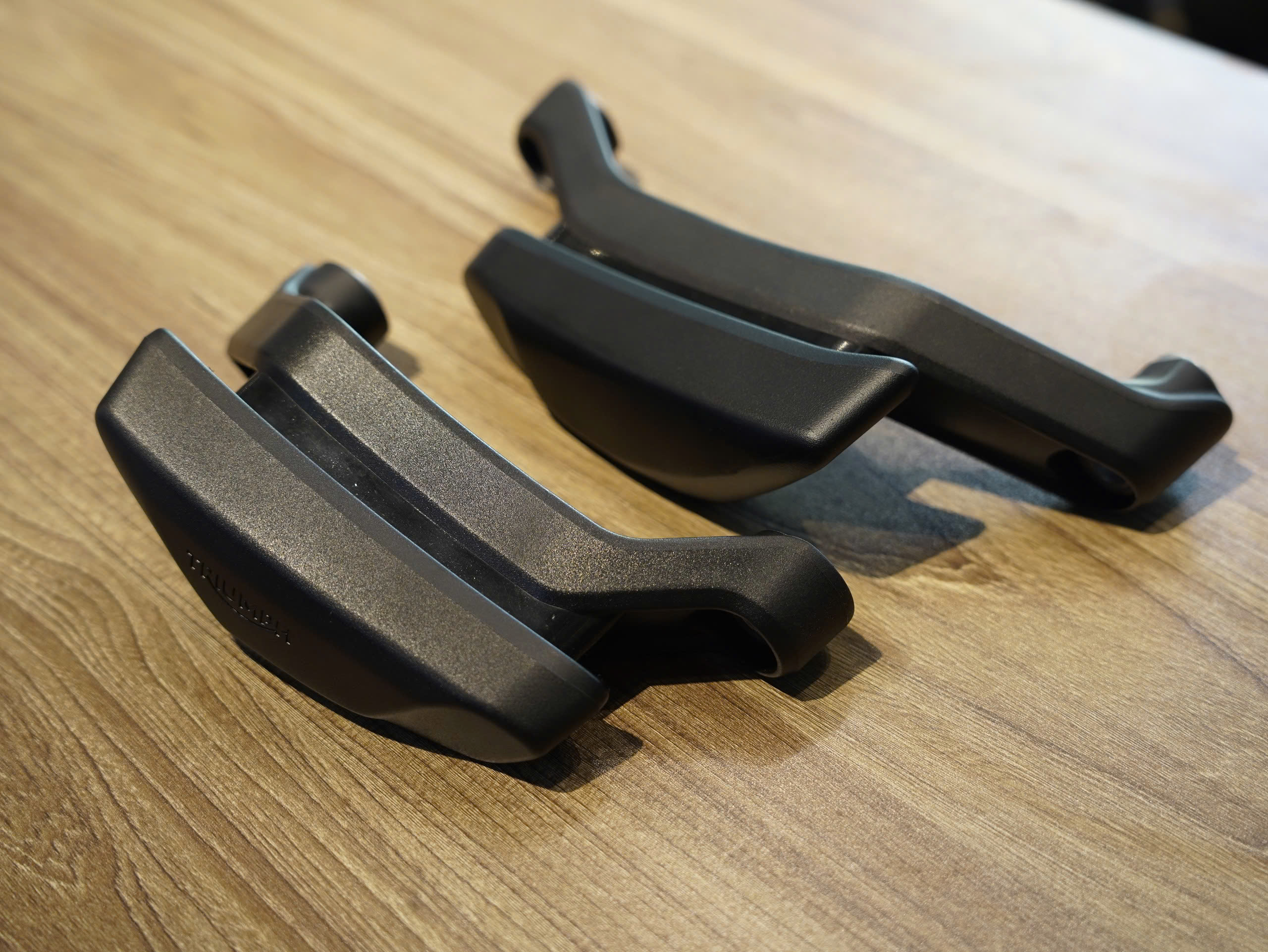 Slider TRIUMPH Trident 660 / Tiger 660
