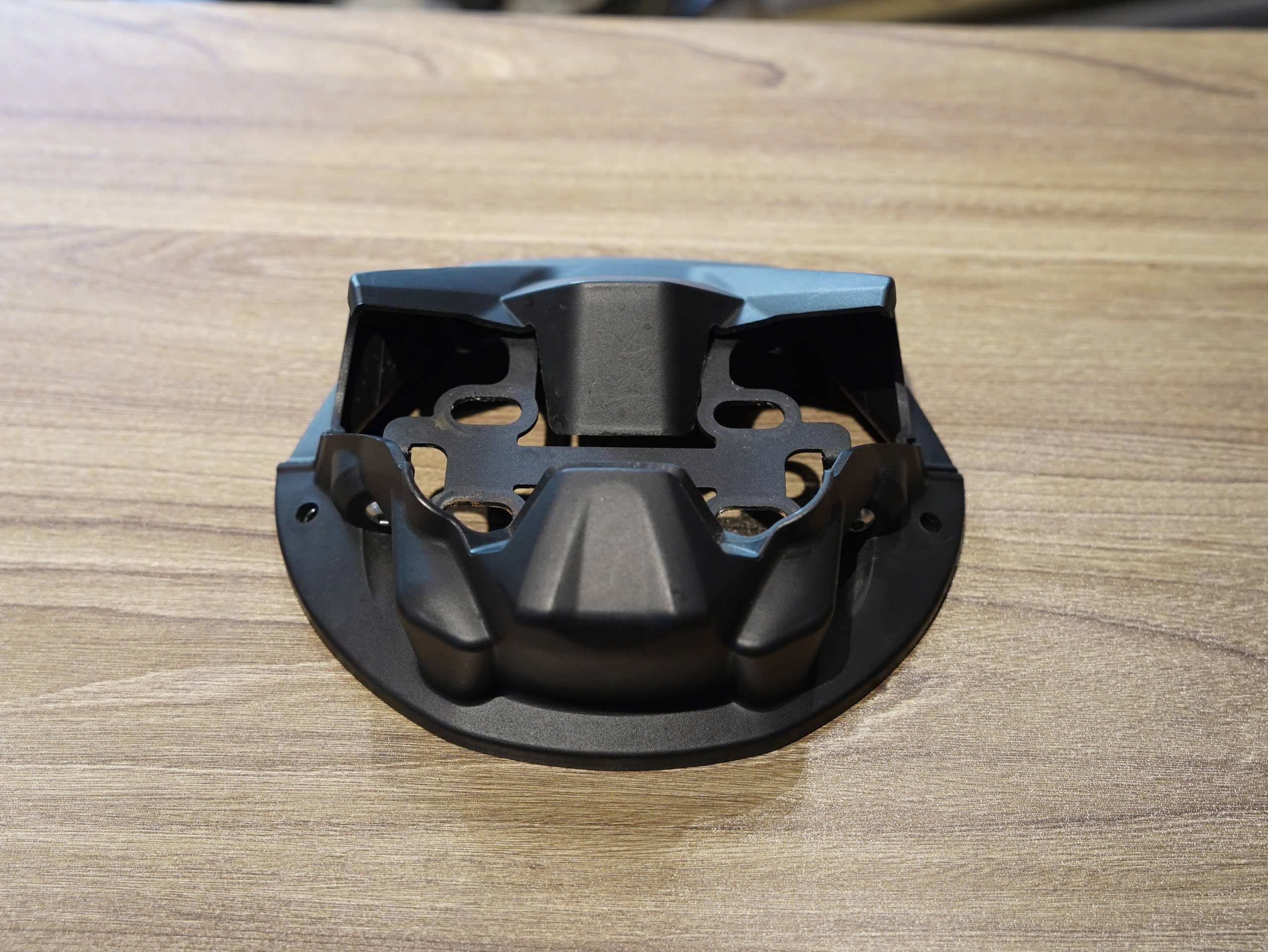 Ghi đong Yamaha X-Max300 Xám đen + nắp chụp nhựa dưới ghi đong - 177