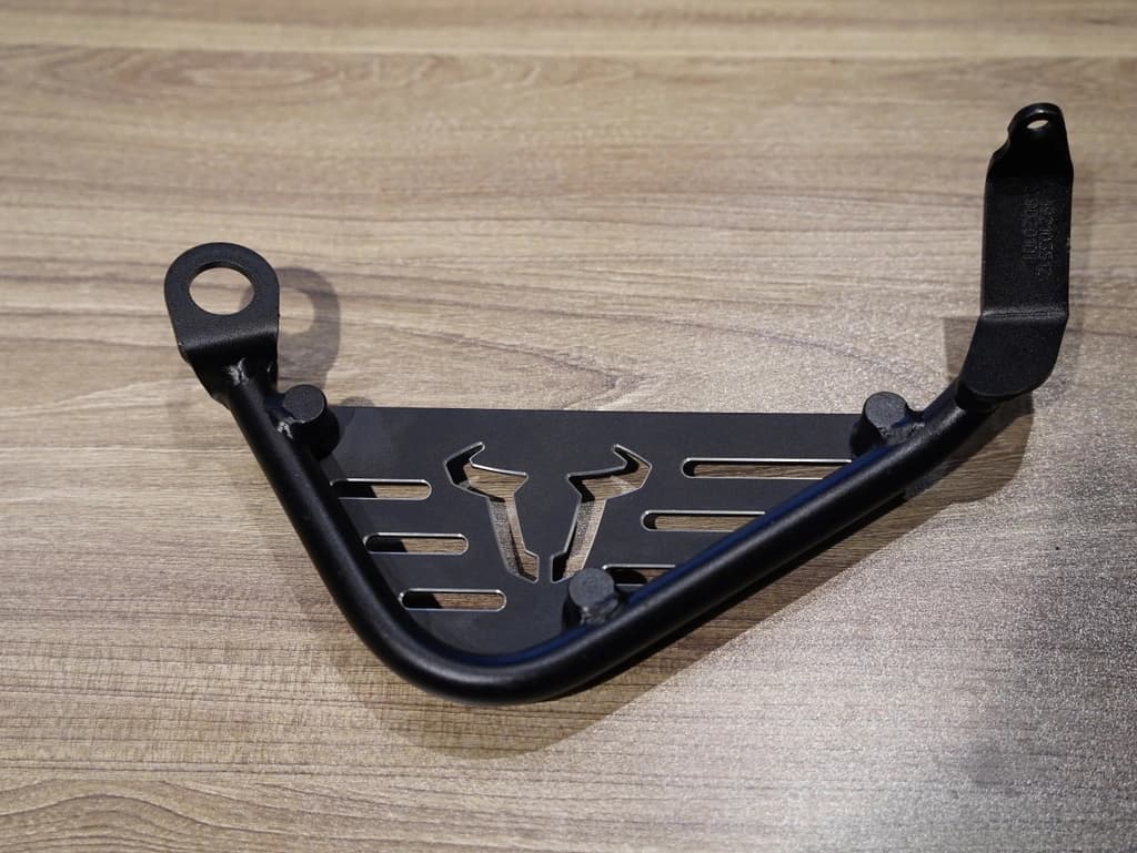 Khung túi SW Motech BMW RNineT (bên phải) + cover plate - 590KG