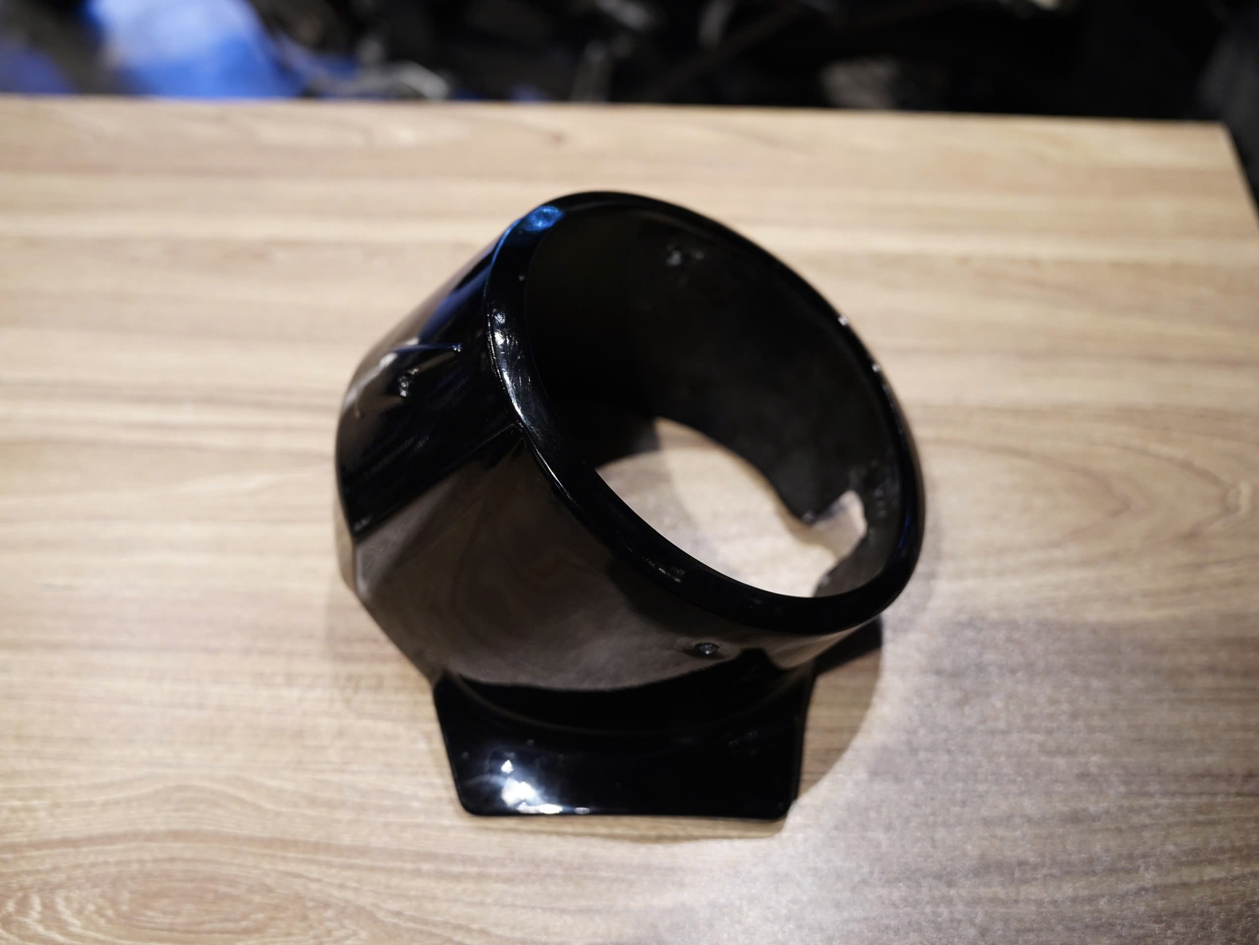 Ốp đầu đèn Custom BMW Rninet đen bóng - 184 KG