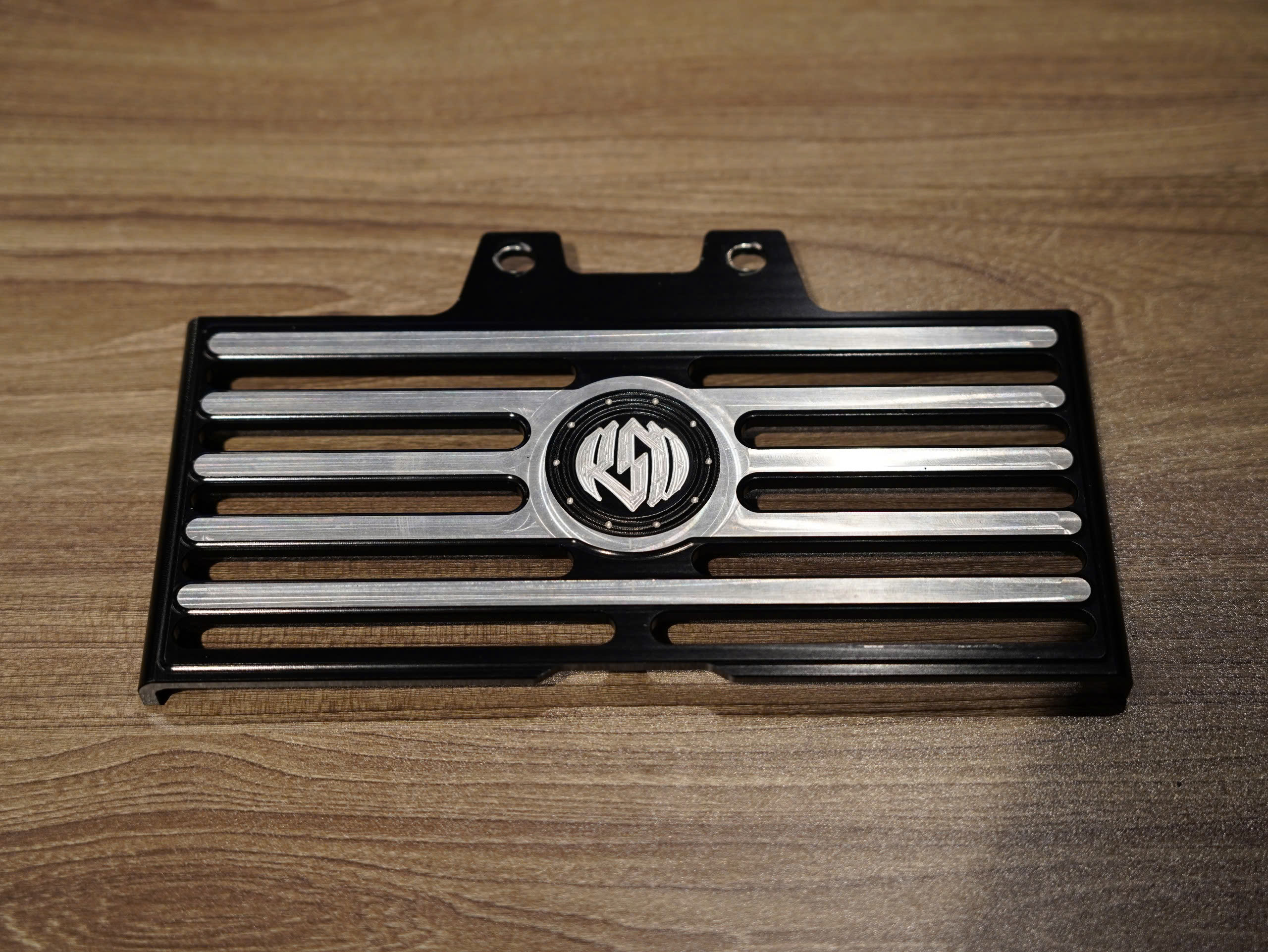 Bảo vệ két nhớt BMW Rninet Roland Sands - 190 KG